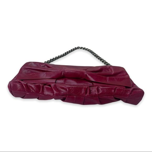 HOBO INTERNATIONAL | Leather Bow Clutch With Chain - Picture 5 of 9